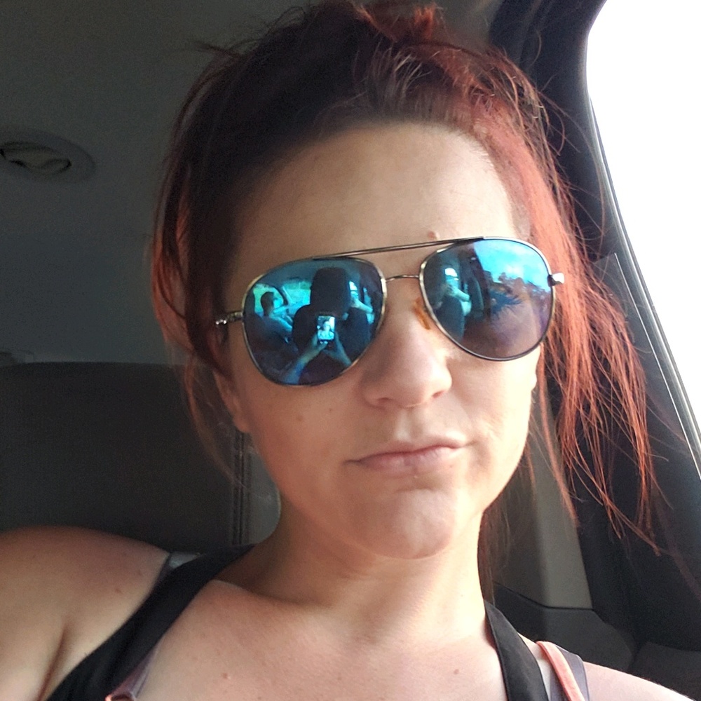 Meet your Posher, Staci